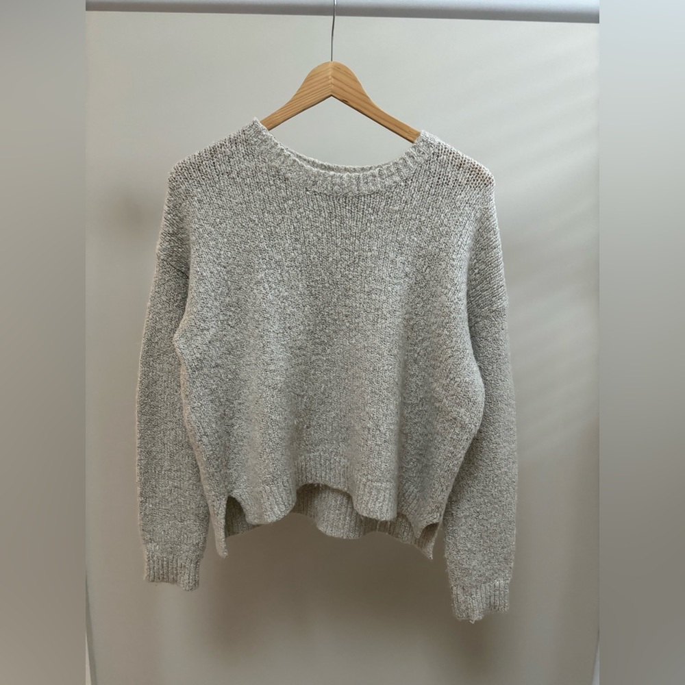 Brandi Melville Sweater